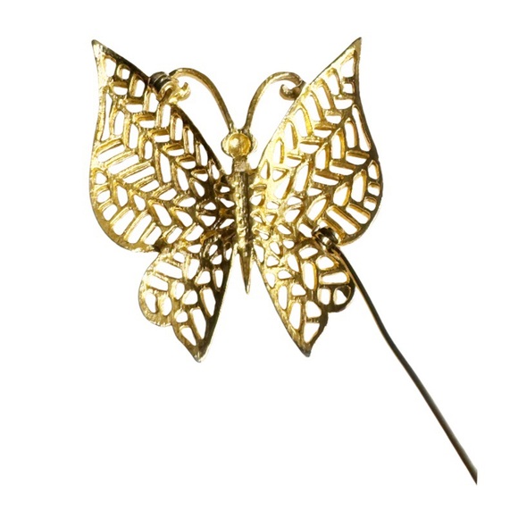 Gold Filagree Butterfly Brooch - Picture 12 of 13